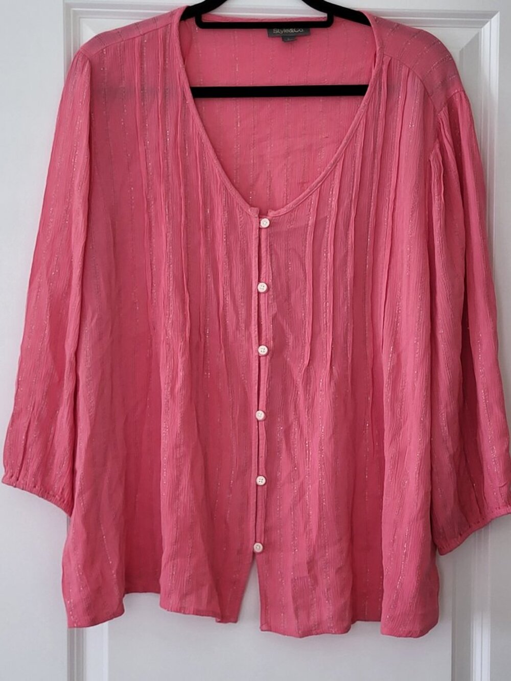 Style & Co Pink Metallic Pintuck Pleated V-Neck Blouse - Size Large (EUC)